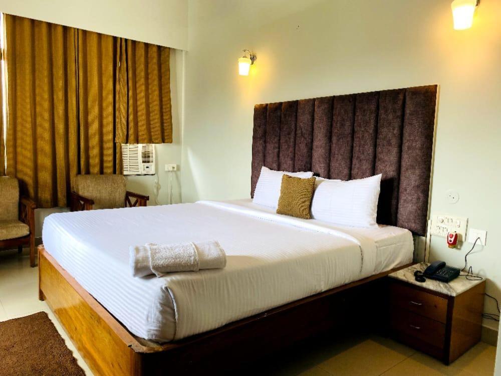 Hotel Earl Grey Jorhat Exterior photo